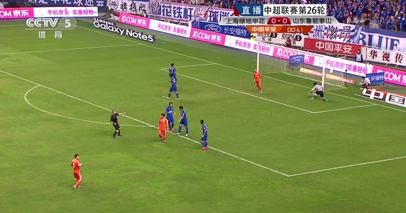 拜仁莱万梅开二度战胜门兴（莱万梅开二度助拜仁力克门兴）