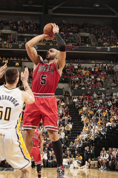 NBA球员专访：詹姆斯谈季后赛目标,（专访詹姆斯：畅谈季后赛目标与展望）