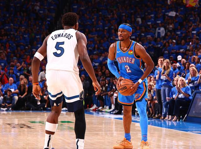 西甲半场：双方均破门乏术，皇家奥维耶多暂0-0塞尔塔（西甲半场：皇家奥维耶多与塞尔塔互交白卷，0-0僵持）