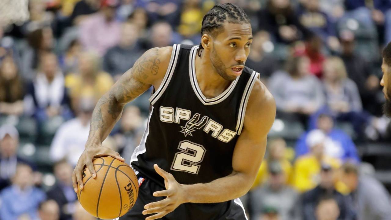 记者：库尔图瓦因肠胃炎退出训练，预计无法出战奥林匹亚科斯（库尔图瓦肠胃炎缺席训练，预计无缘对阵奥林匹亚科斯）