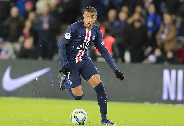 美记：雄鹿坚称不会交易字母哥，但联盟其他球队置之不理（美媒：雄鹿重申不会交易字母哥，联盟诸队并不买账）