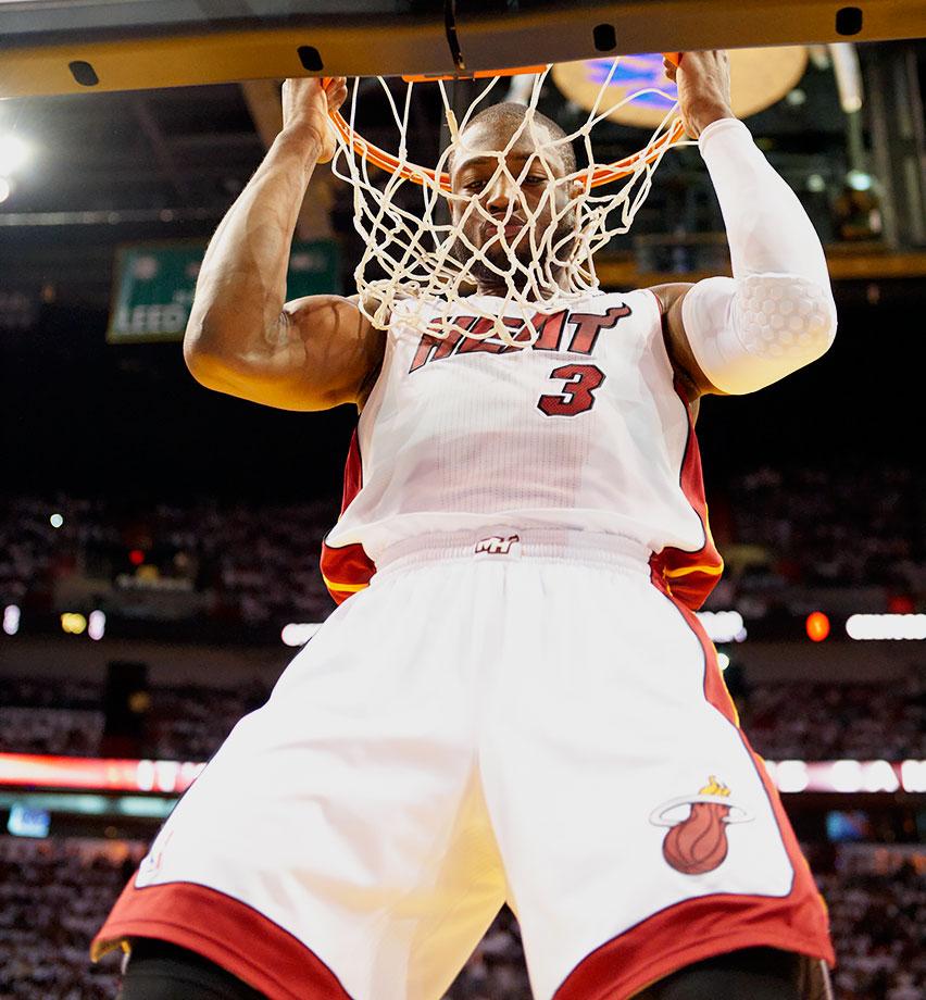 前进之鹰球员因嘲讽施蒂勒鼻子被罚款500欧，现已公开道歉（嘲讽施蒂勒鼻子被罚500欧，前进之鹰球员已公开致歉）